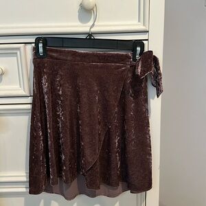 AMERICAN EAGLE BURGUNDY VELVET SKIRT